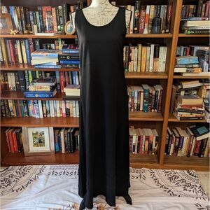 𝅺studio 90 sz 2 black sleeveless knit maxi euc